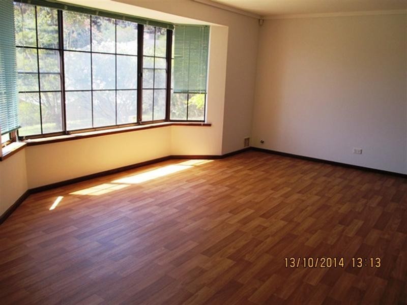 15 Fountains Court, Armadale WA 6112