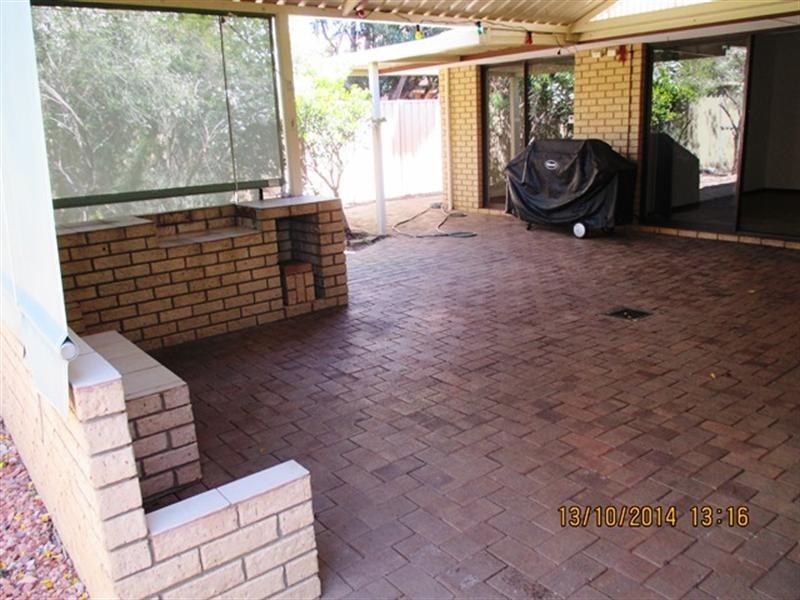 15 Fountains Court, Armadale WA 6112