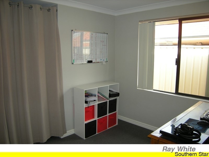 30 Fallon Place, Seville Grove WA 6112