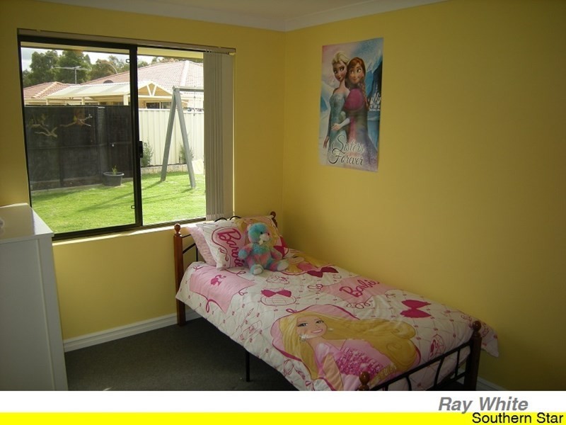 30 Fallon Place, Seville Grove WA 6112