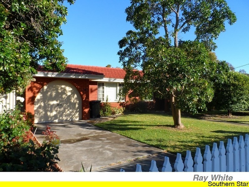 3 Hickson Avenue, Armadale WA 6112