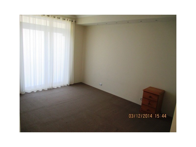 59 St Catherines Promenade, Champion Lakes WA 6111