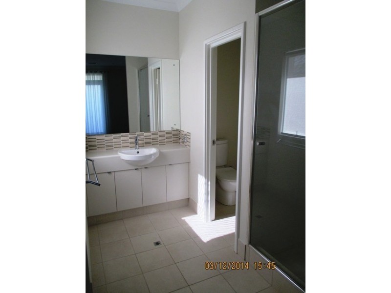 59 St Catherines Promenade, Champion Lakes WA 6111