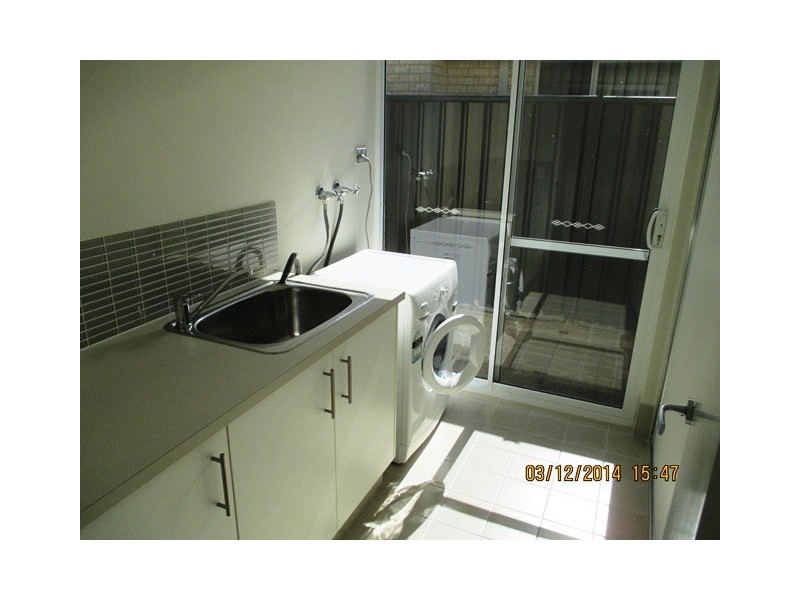 59 St Catherines Promenade, Champion Lakes WA 6111