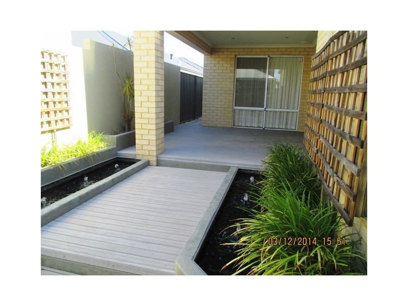 59 St Catherines Promenade, Champion Lakes WA 6111