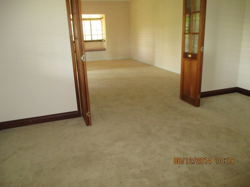 15 Peet Road, Roleystone WA 6111