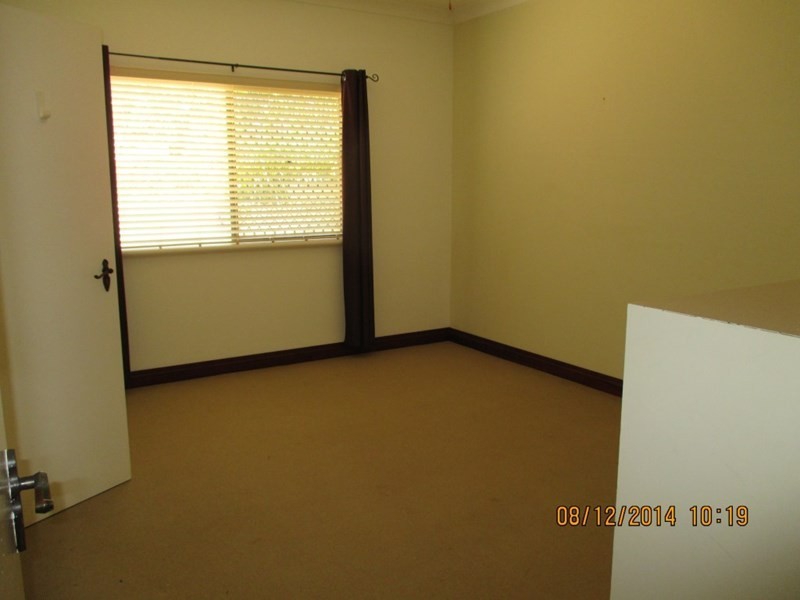 15 Peet Road, Roleystone WA 6111