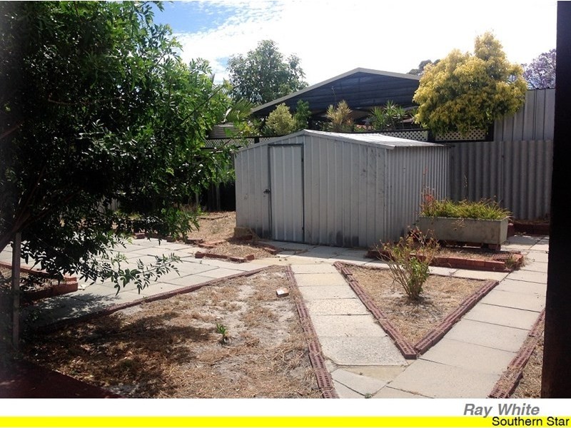 34 Tewson Road, Camillo WA 6111