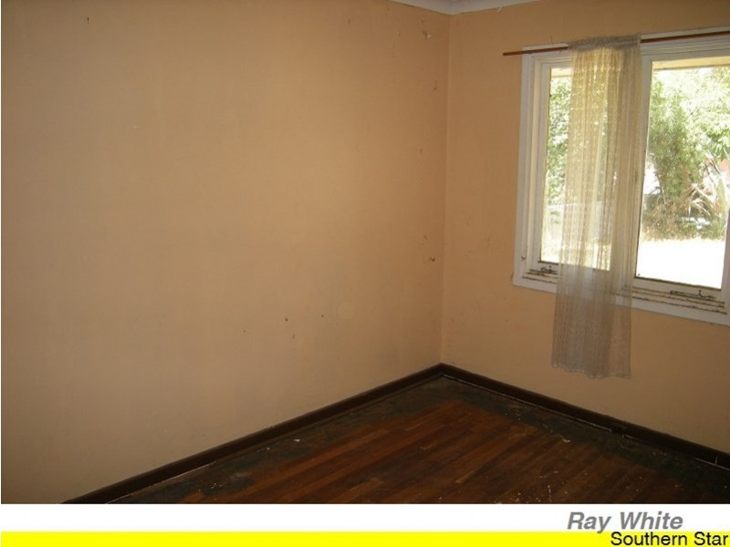 2 Kyogle Place, Armadale WA 6112