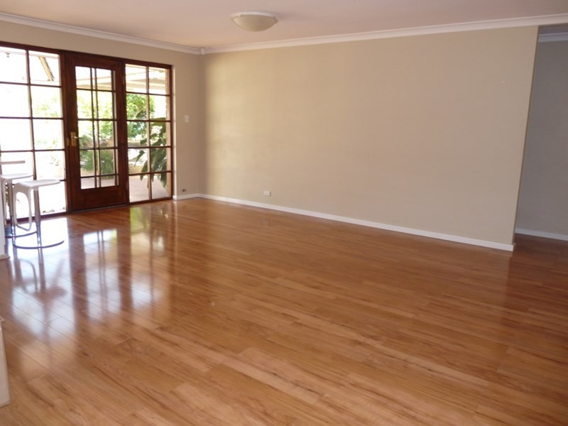 35 Wilkinson Street, Gosnells WA 6110