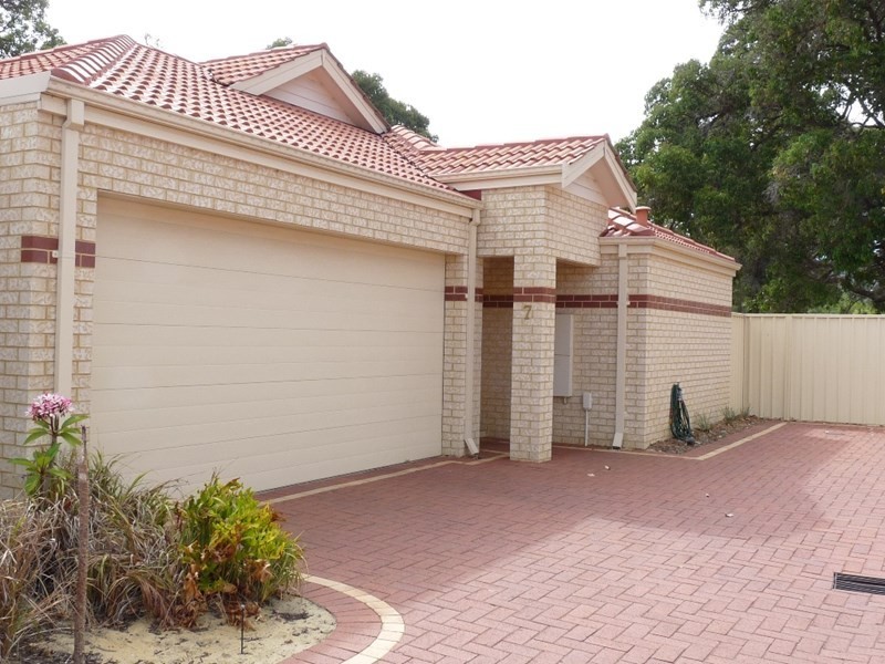 7/34 Friar Road, Armadale WA 6112