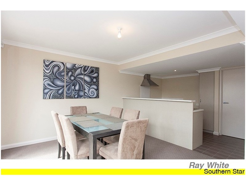 29/12 Davis Road, Kelmscott WA 6111