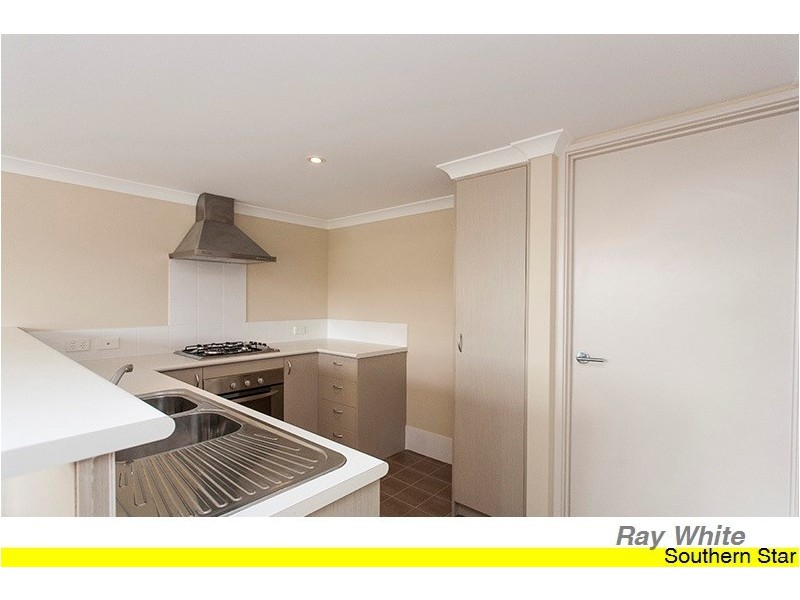 29/12 Davis Road, Kelmscott WA 6111