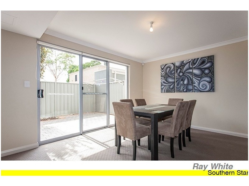 29/12 Davis Road, Kelmscott WA 6111