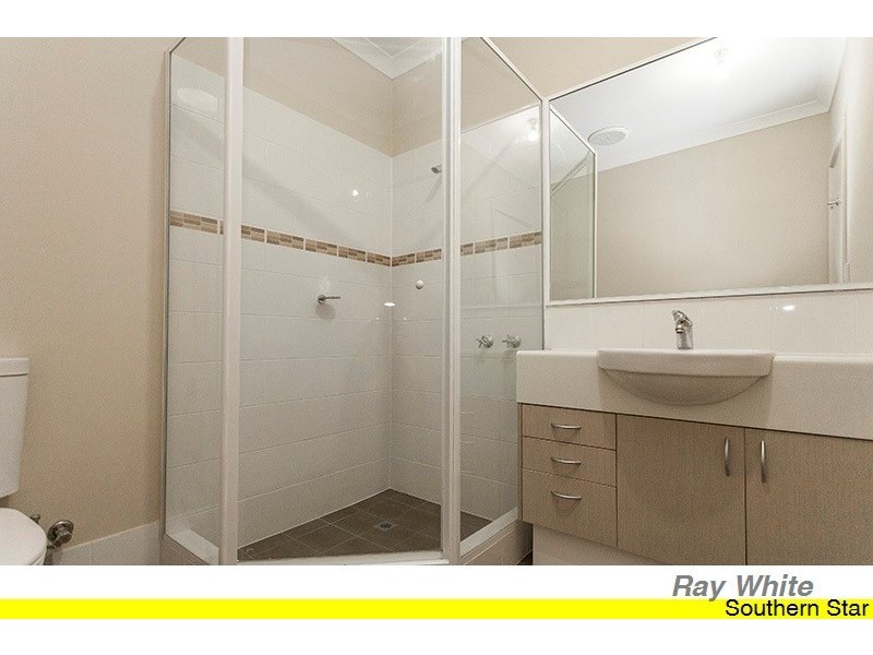 29/12 Davis Road, Kelmscott WA 6111