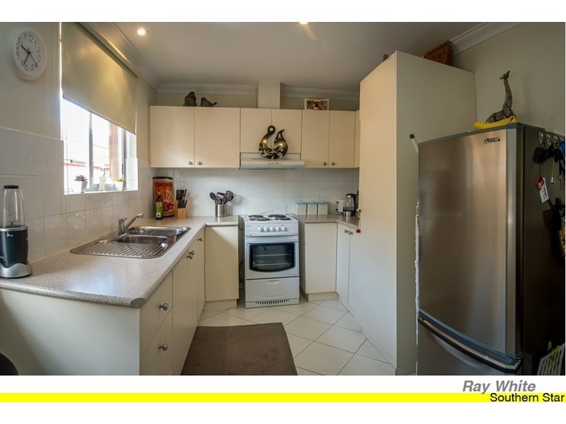 4 Glenhurst Court, Camillo WA 6111