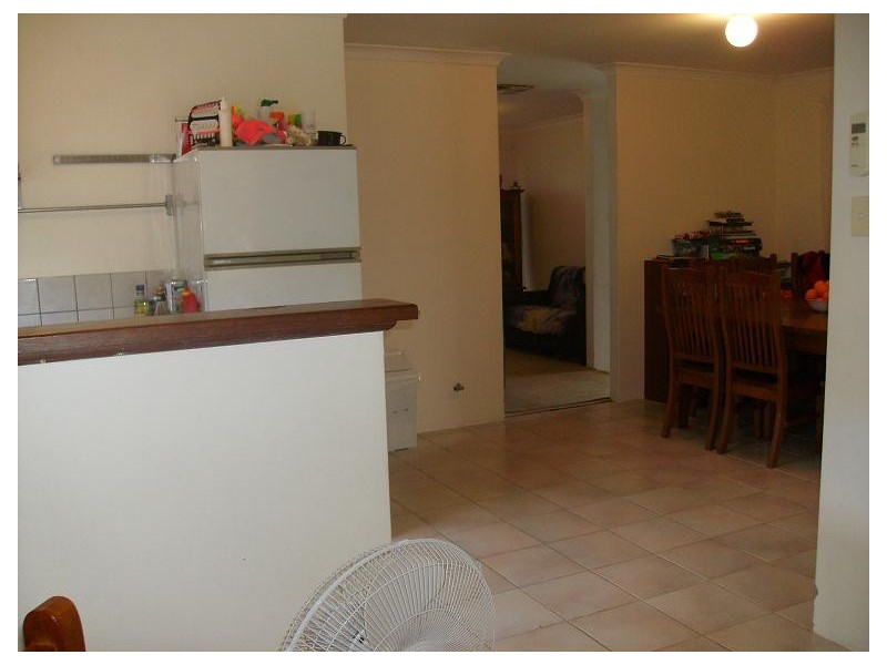 2 Damson Grove, Armadale WA 6112