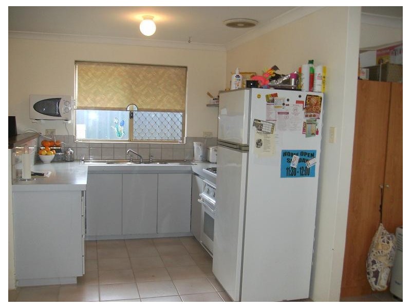 2 Damson Grove, Armadale WA 6112