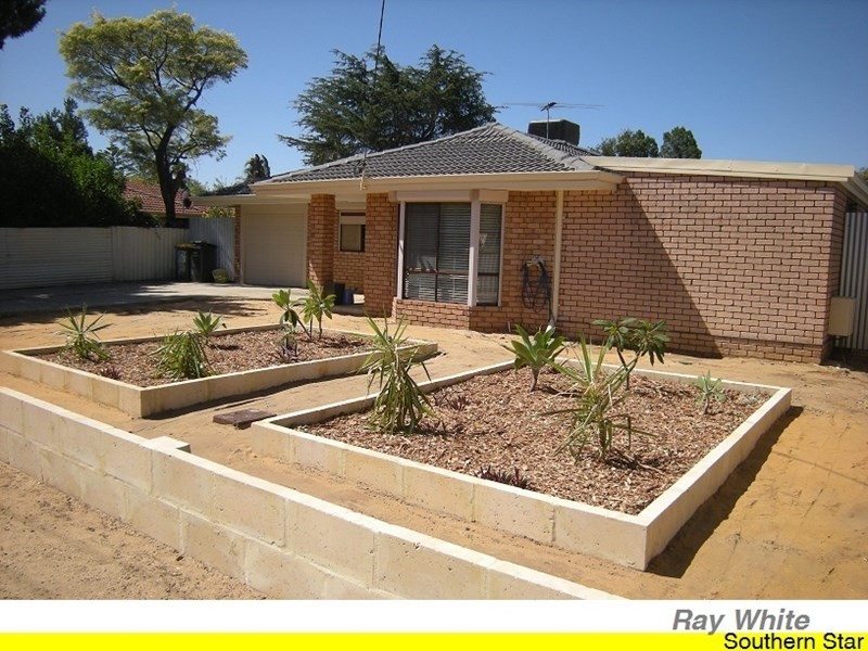 22 Wilcannia Way, Armadale WA 6112