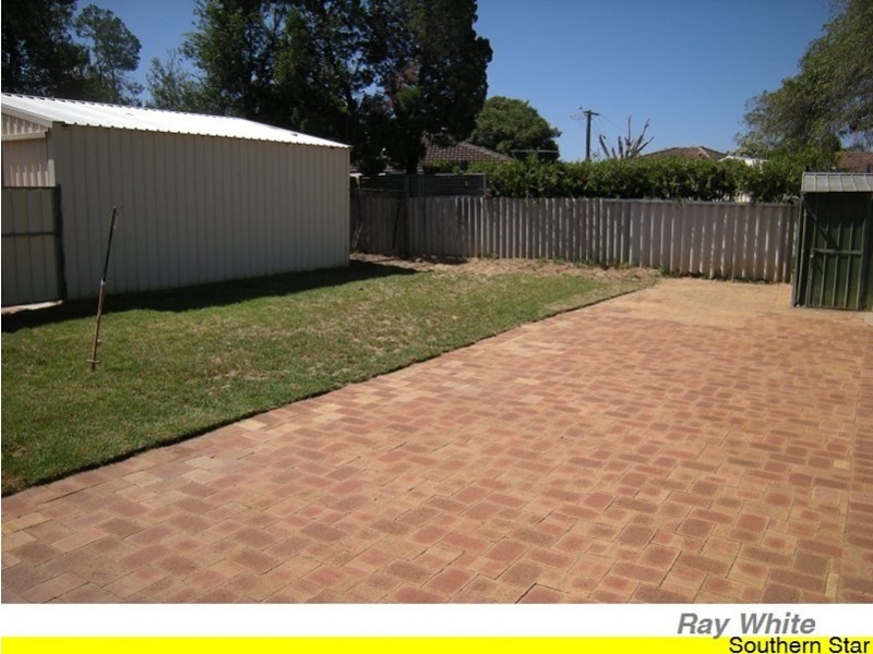 22 Wilcannia Way, Armadale WA 6112