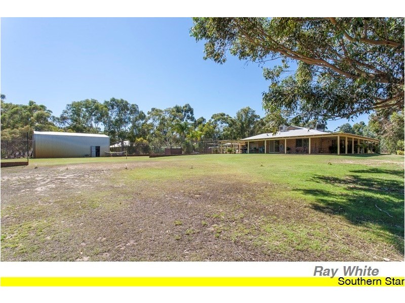 108 Station Street, Martin WA 6110