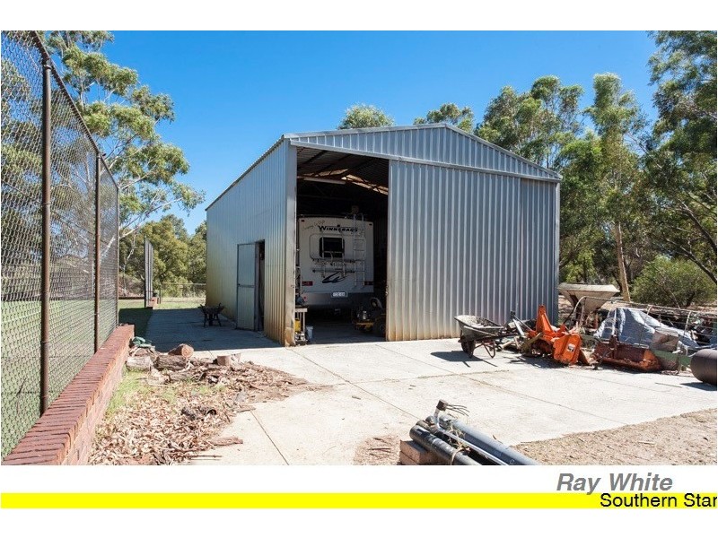 108 Station Street, Martin WA 6110