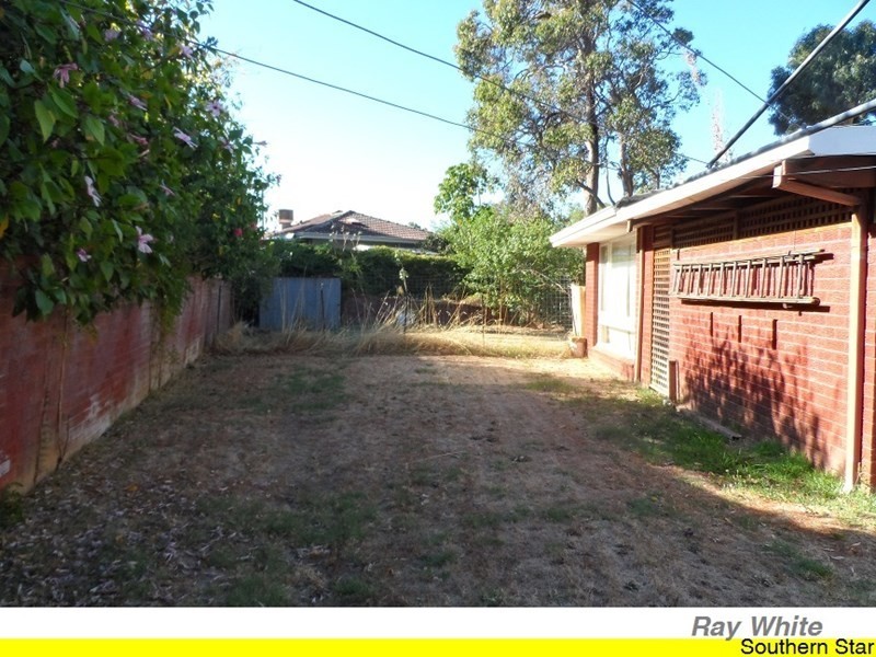 42 Ecko Road, Mount Nasura WA 6112