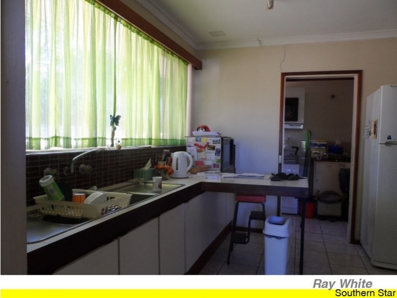 42 Ecko Road, Mount Nasura WA 6112