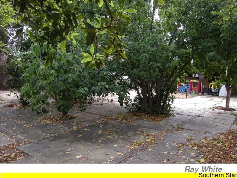 16 Duri Street, Armadale WA 6112