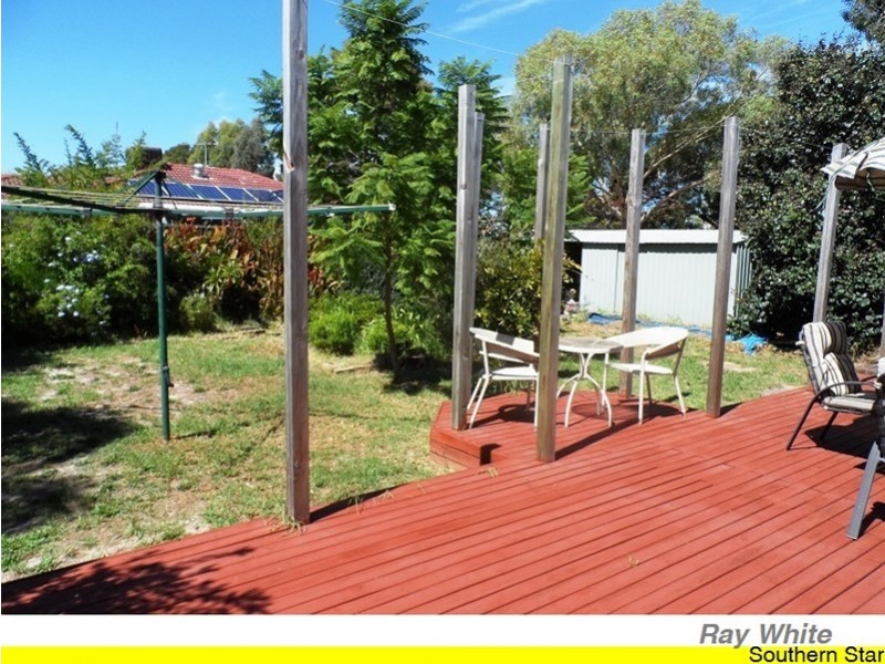 25 Lisbon Way, Seville Grove WA 6112