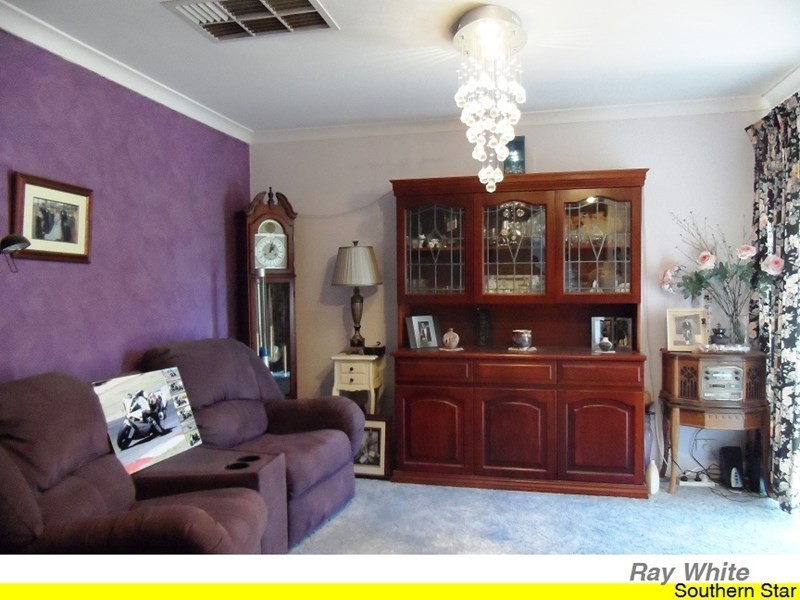 25 Lisbon Way, Seville Grove WA 6112