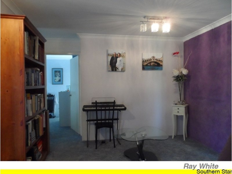 25 Lisbon Way, Seville Grove WA 6112