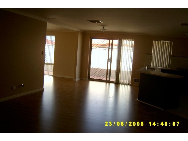 123 Seville Drive, Seville Grove WA 6112