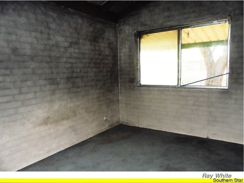 12 Logpine Crescent, Camillo WA 6111