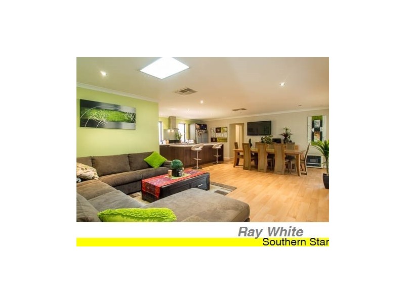 23 Glenfin Road, Seville Grove WA 6112