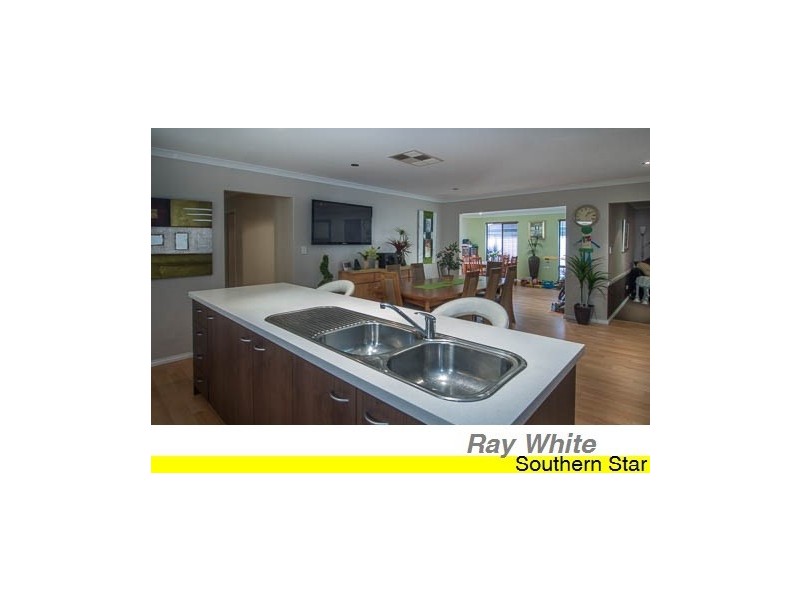 23 Glenfin Road, Seville Grove WA 6112