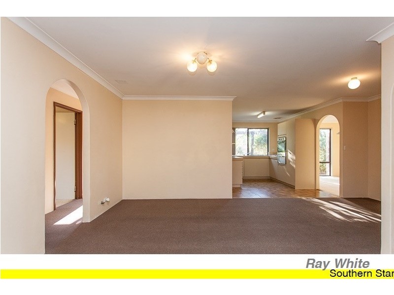 6 Onyx Road, Mount Richon WA 6112