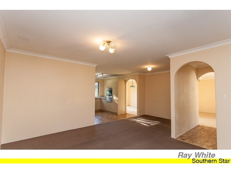 6 Onyx Road, Mount Richon WA 6112