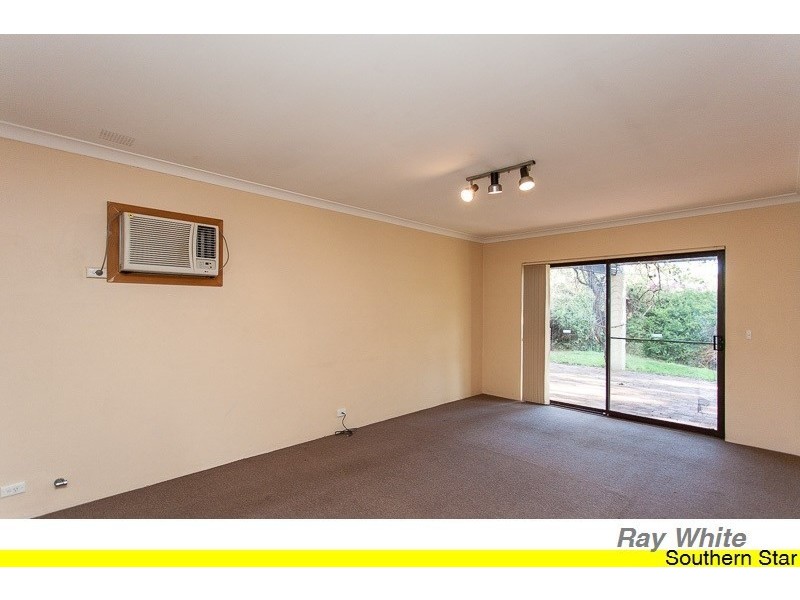 6 Onyx Road, Mount Richon WA 6112