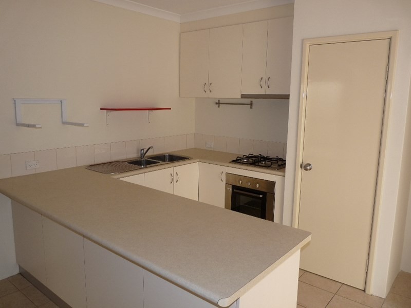 8/34 Friar Road, Armadale WA 6112