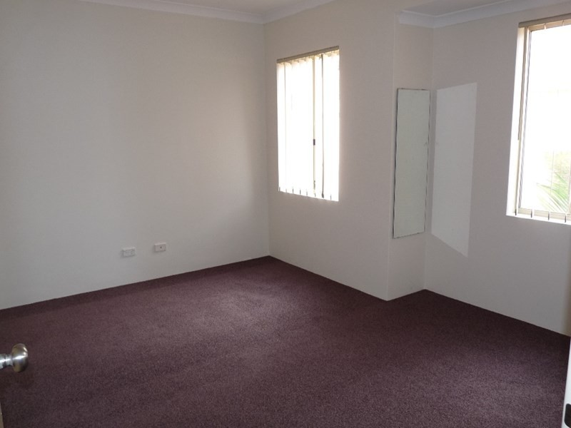 8/34 Friar Road, Armadale WA 6112