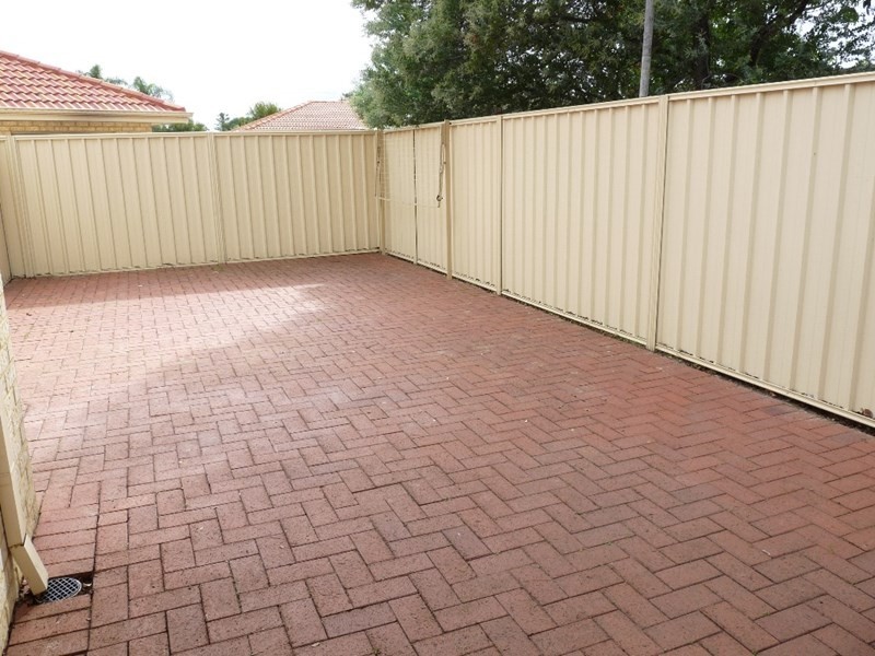 8/34 Friar Road, Armadale WA 6112