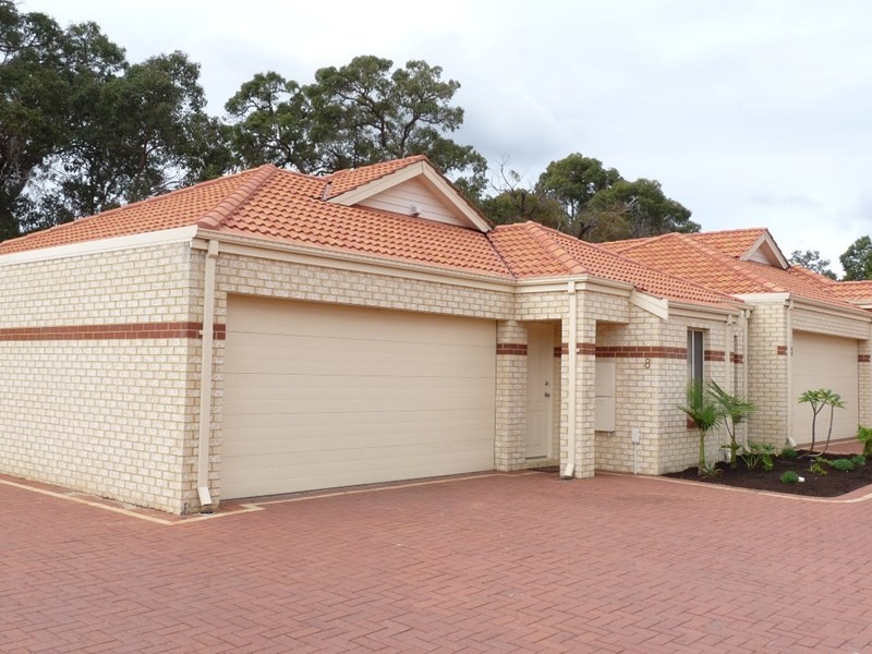 8/34 Friar Road, Armadale WA 6112