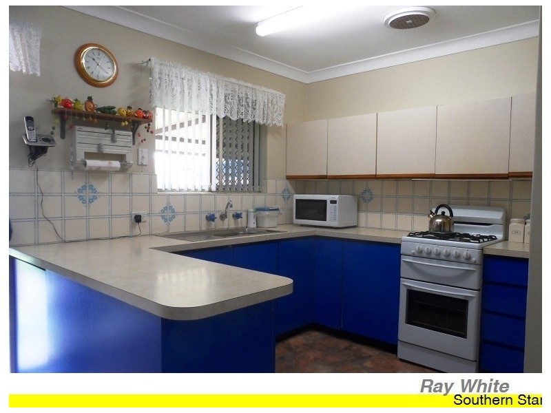 9 Cressida Way, Camillo WA 6111