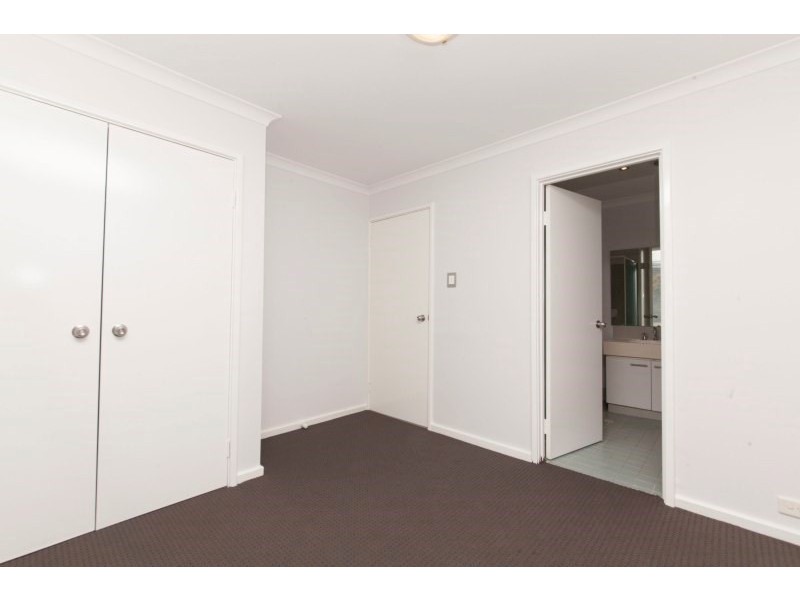 9 Coralie Court, Armadale WA 6112