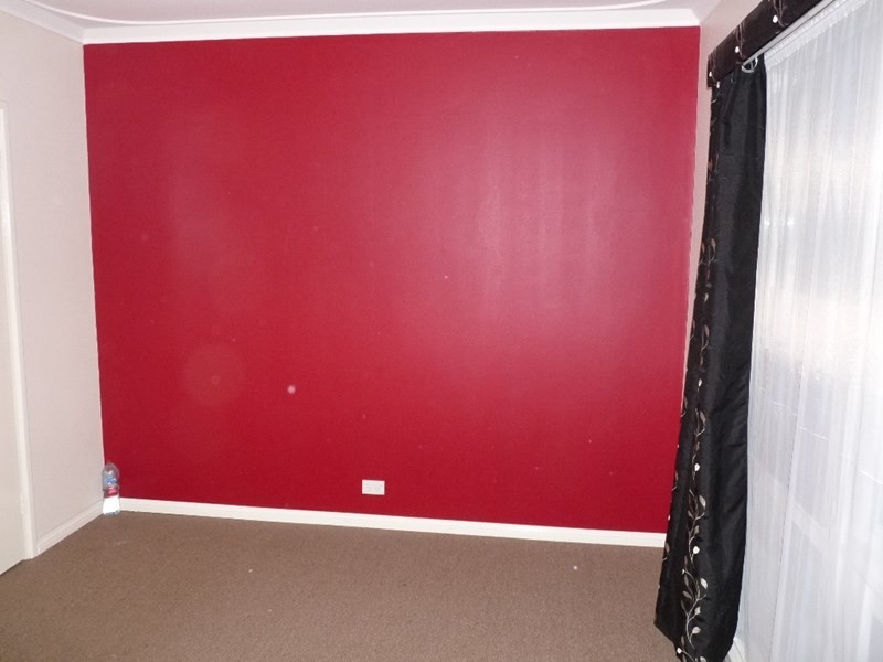 2 Cherry Way, Camillo WA 6111