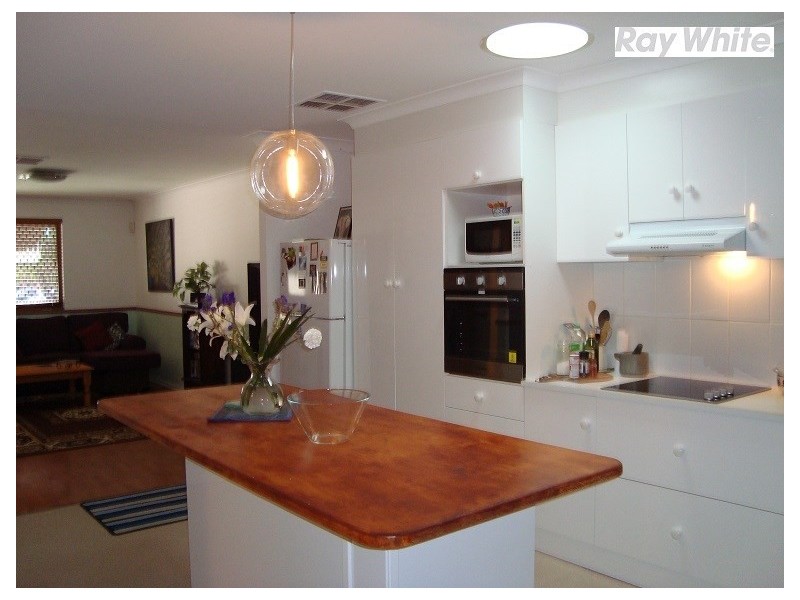 12 a Briggs Place, Armadale WA 6112