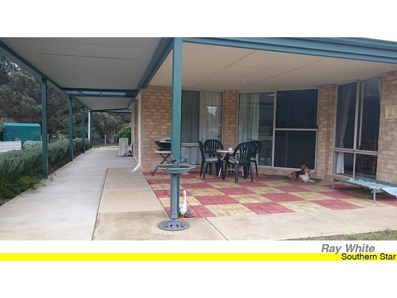 11 Mathews Close, Serpentine WA 6125