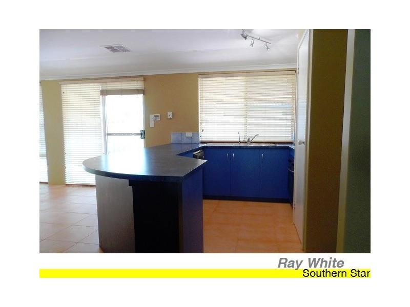 5 Hastie Close, Brookdale WA 6112