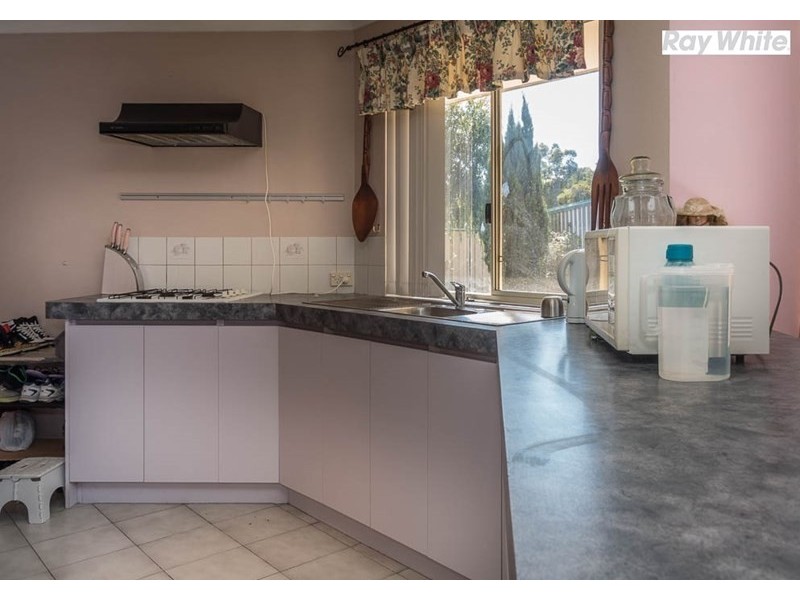 1 Lisbon Way, Seville Grove WA 6112